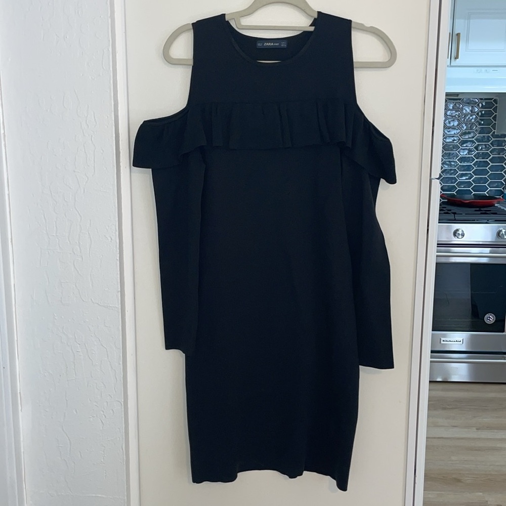 Zara Black Off-Shoulder Ruffled Bodycon Knit Dress | L - Picture 3 of 8